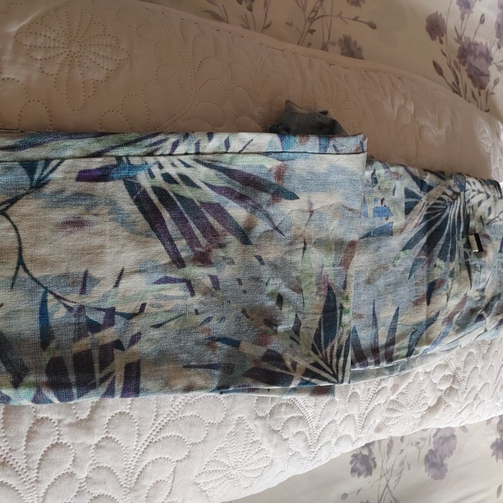 Beautiful Michael Tyler Pants - Picture 10 of 14